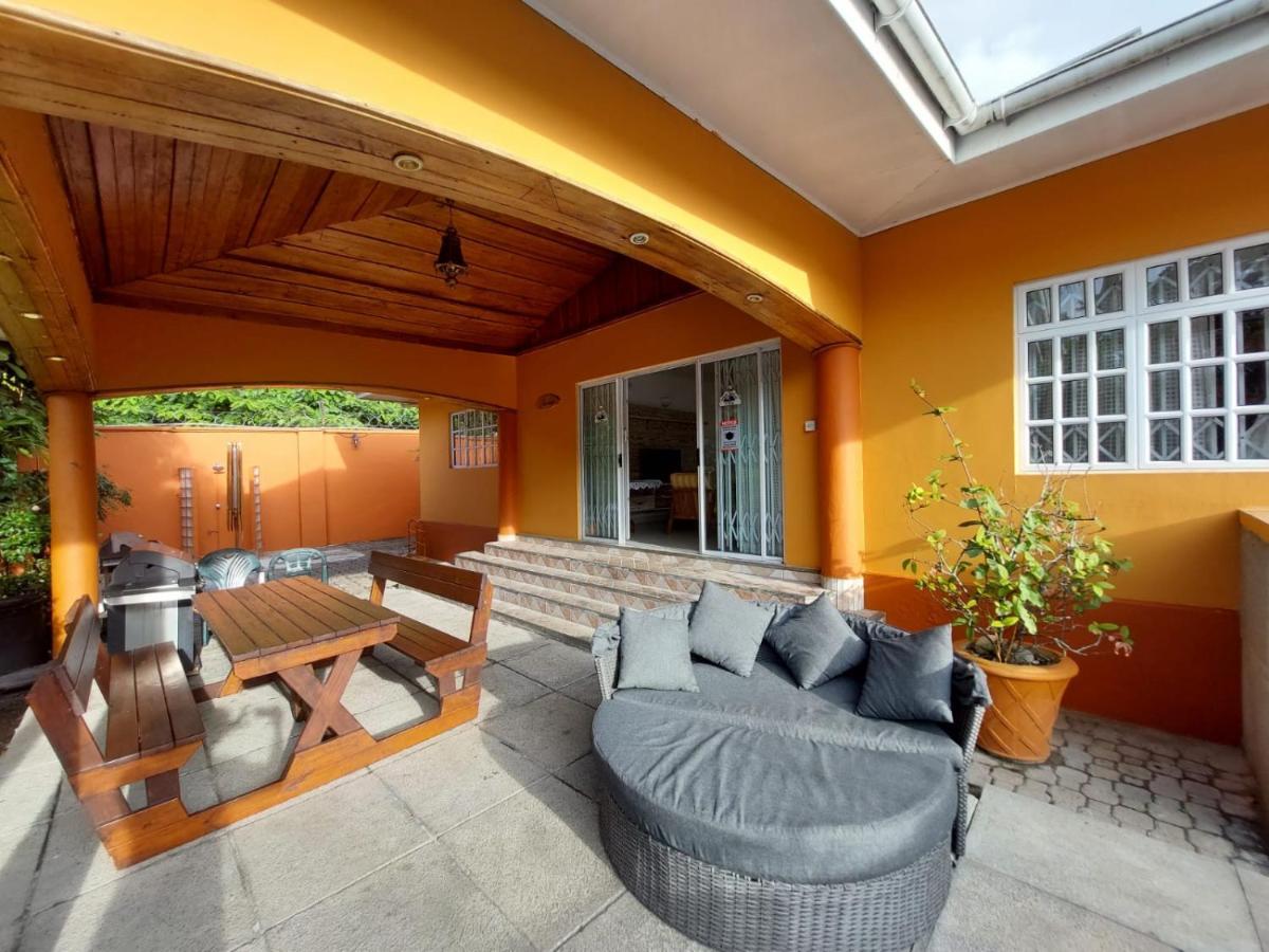 Beau Vallon Villa Self Catering With Pool Exterior foto