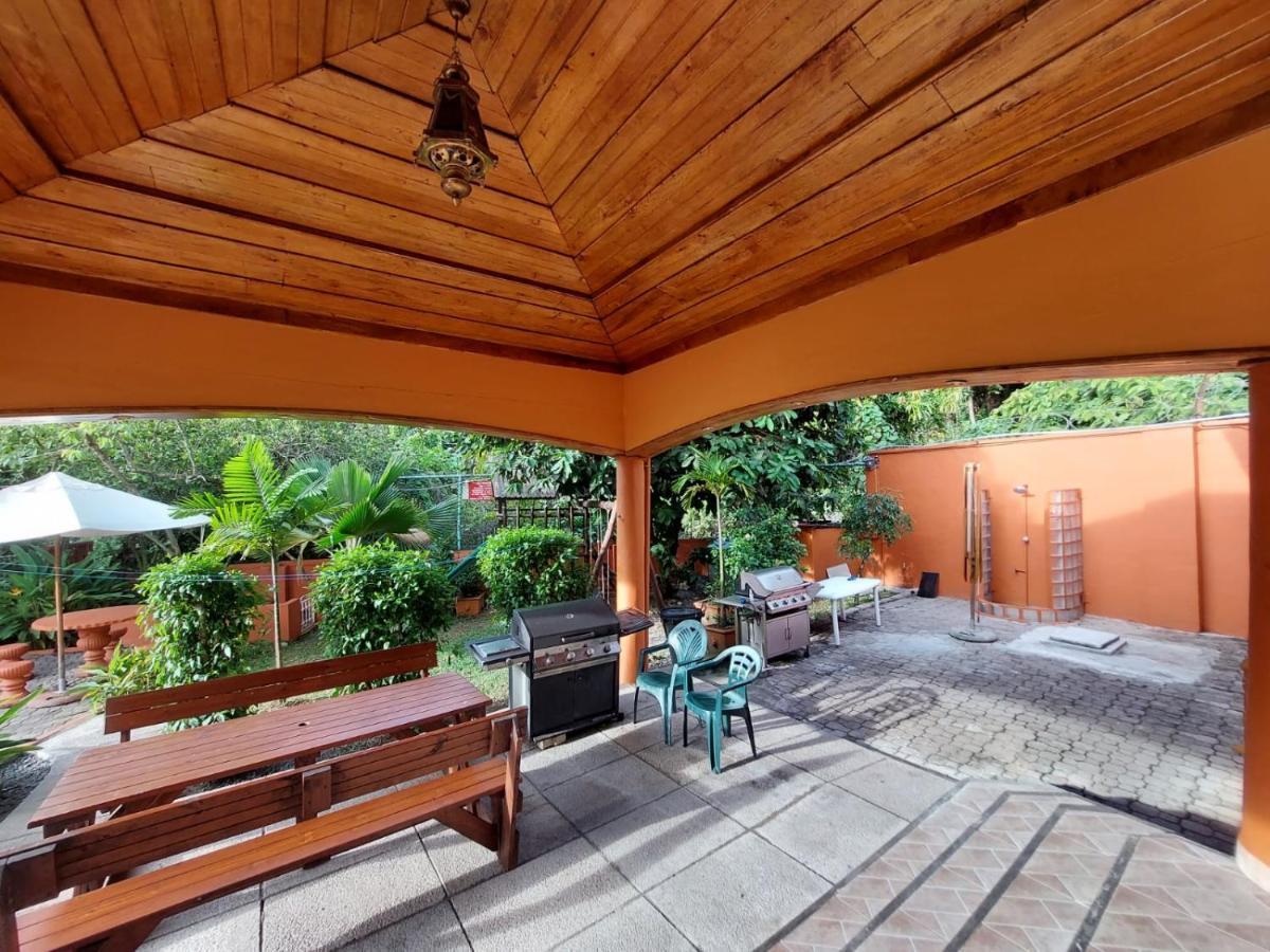 Beau Vallon Villa Self Catering With Pool Exterior foto