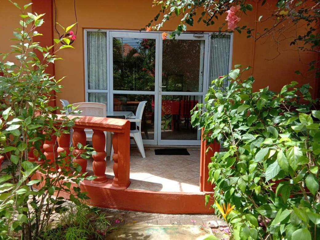 Beau Vallon Villa Self Catering With Pool Exterior foto